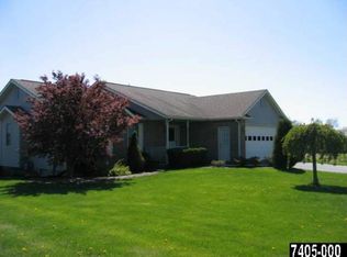 2461 Belair Dr, Dover, PA 17315