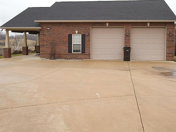 4th image of 24 Bluff Haven Dr