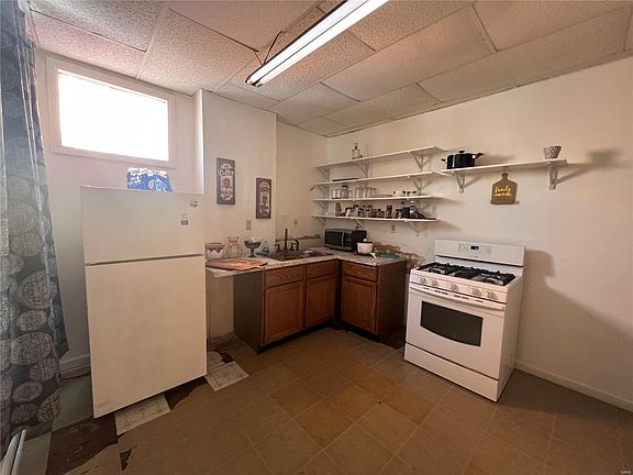 4th image of 7413 Pennsylvania Ave