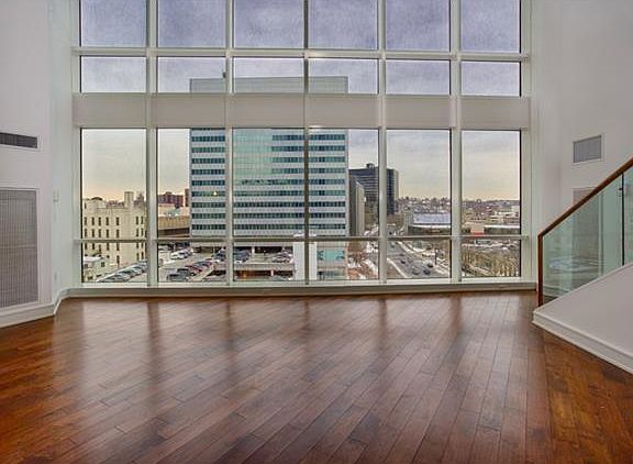 5th image of 5 Renaissance Sq APT 6A