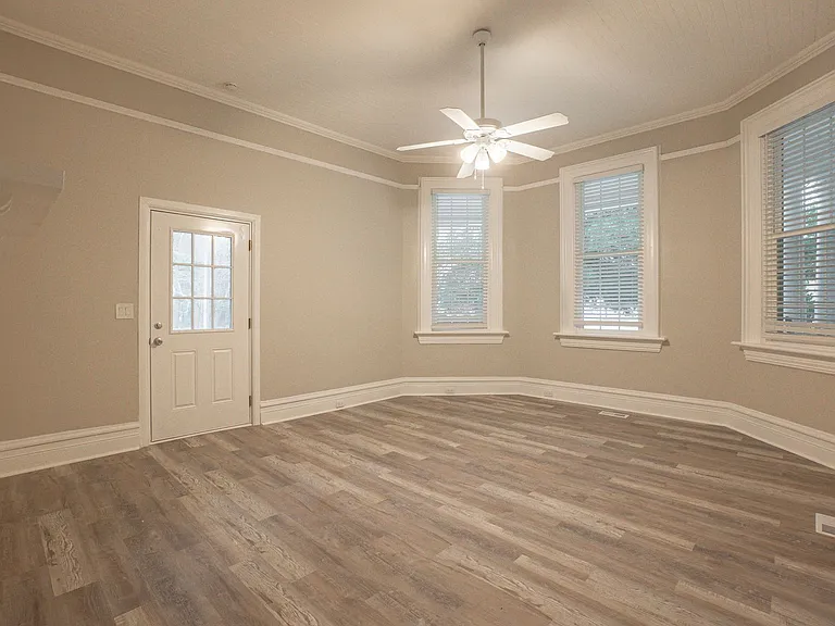 116 Highland Ave — Photo 7