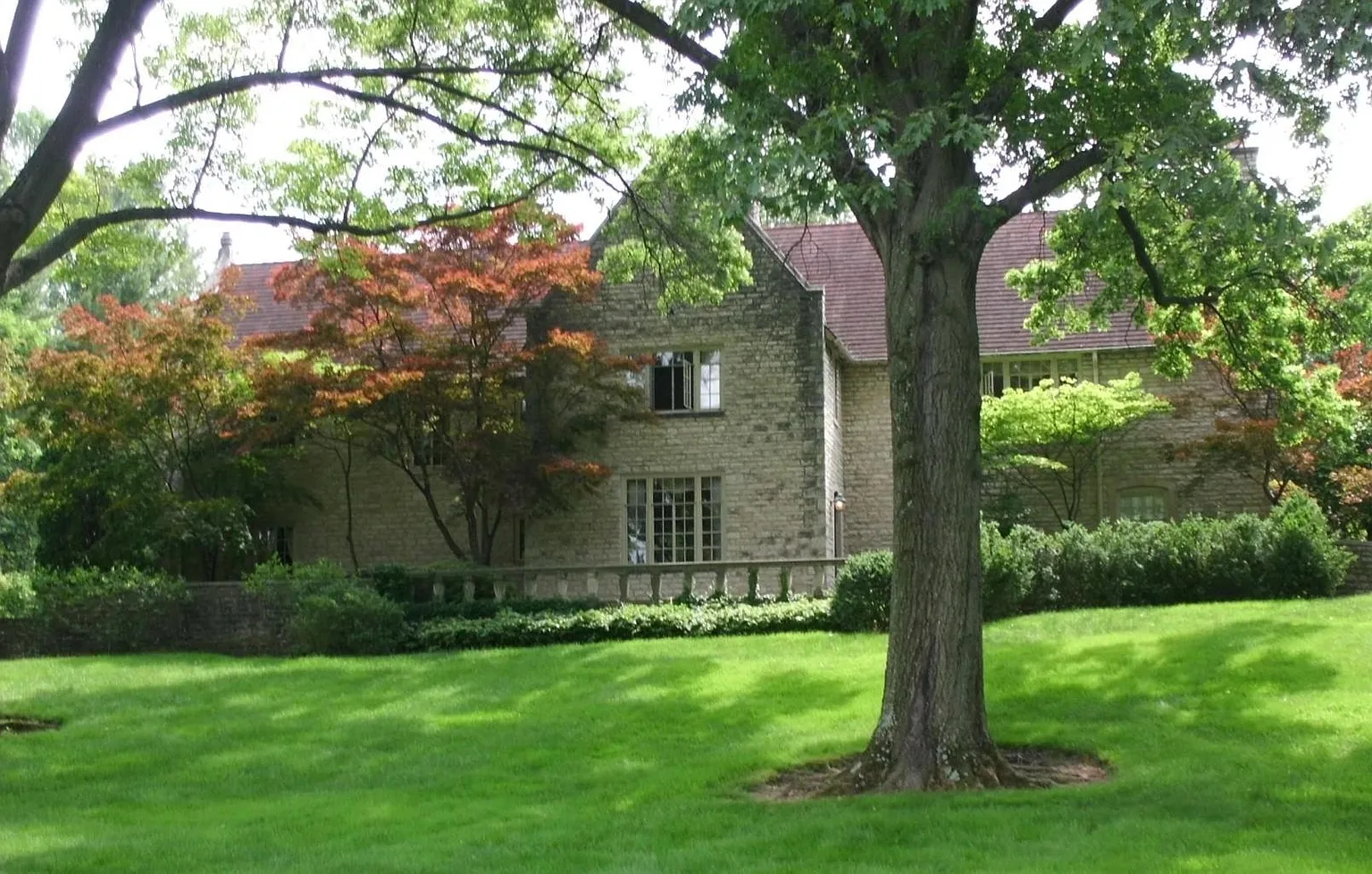 60 Park Dr photo 1