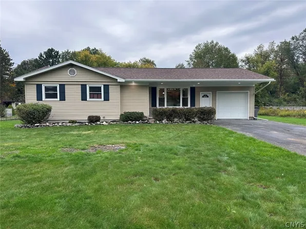 1022 W Embargo St, Rome, NY 13440