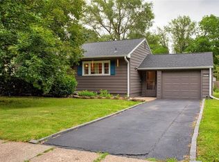 4007 40th St, Des Moines, IA 50310