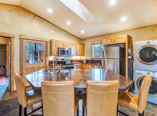 1355 NW Cumberland Ave, Bend, OR 97703
