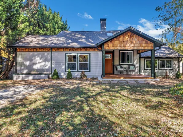 342 Courtland Blvd, Hendersonville, NC 28791