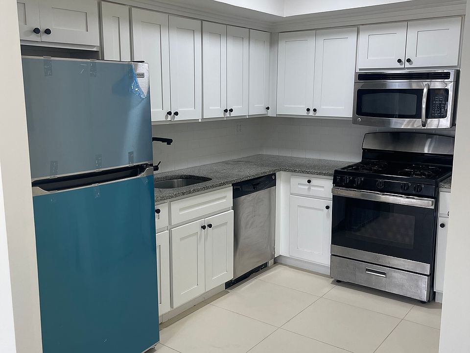 1st image of 430A Lisk Ave