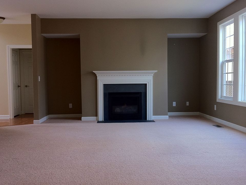 1st image of 2517 Watersglen Dr