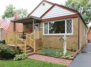 18452 Cowing Ct, Homewood, IL 60430