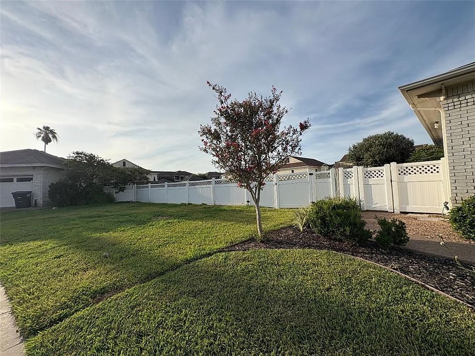 1st image of 5802 English Ln