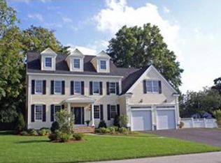 1 Peartree Dr, Lexington, MA 02420
