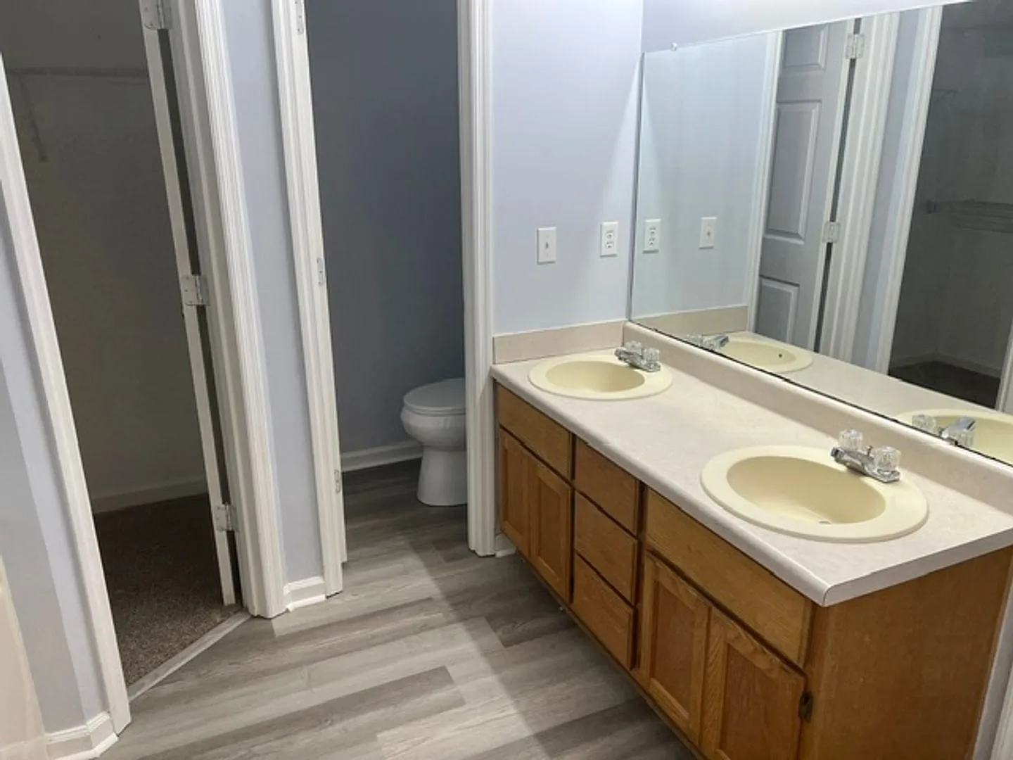 121 Timber Ridge Drive — Photo 2