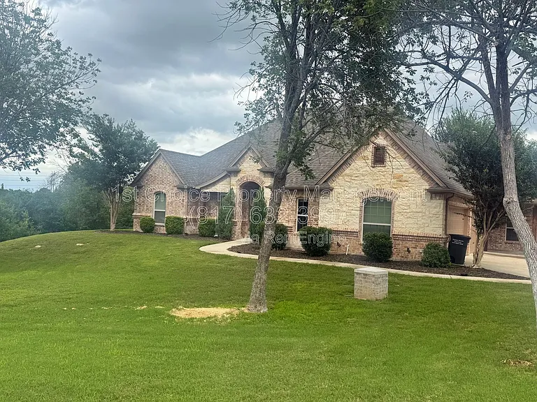 101 Bedding Ln — Photo 2