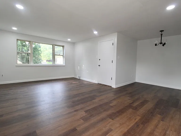 4422 Bloomfield Ave #2 — Photo 16