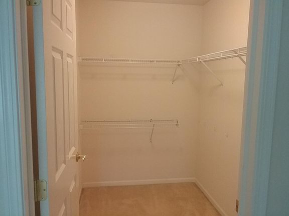 walk in closet