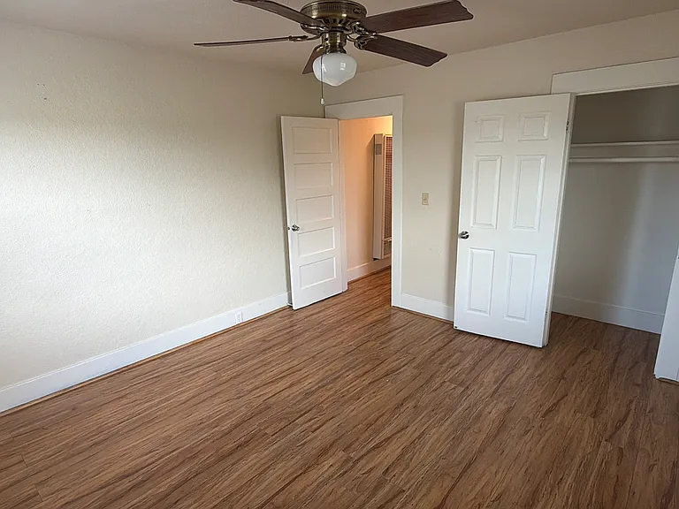 51 E 6th St #1 — Photo 11