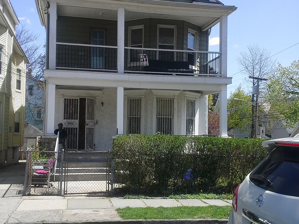 1st image of 450 S 2nd Ave