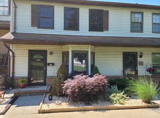 147 Riva Dr, Hackettstown, NJ 07840