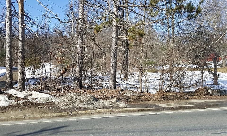 2nd image of 176 Farm Rd