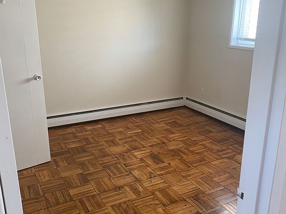 2nd image of 3509 Grove Ave APT 5