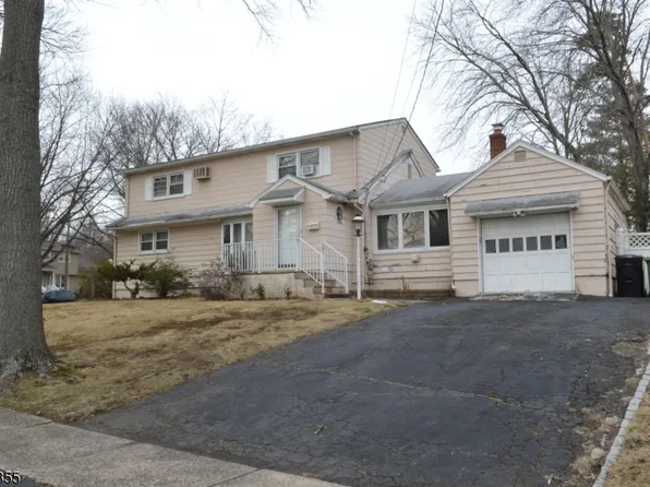 81 Alden Rd, Paramus Boro, NJ 07652