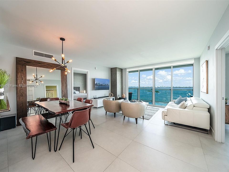 1st image of 1800 N Bayshore Dr APT 2105