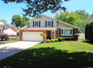 149 Sprucewood Ter, Williamsville, NY 14221