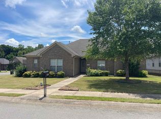 1756 White Oak Ln, Benton, AR 72019