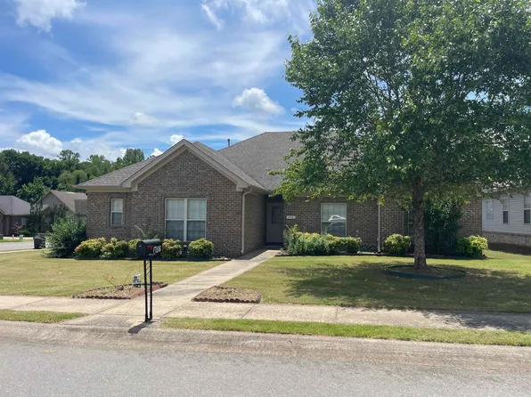 1756 White Oak Ln, Benton, AR 72019