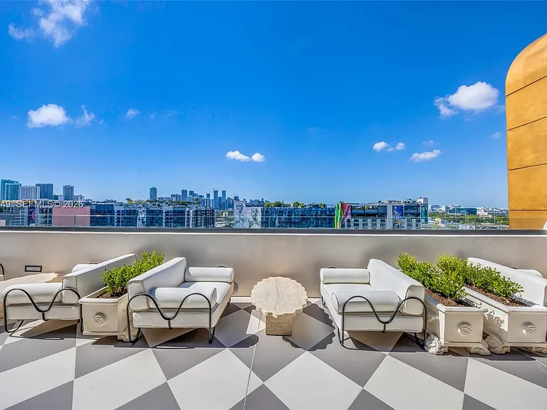 2700 NW 2nd Ave #233 — Photo 42