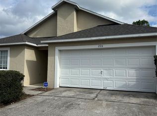226 Hillcrest Dr, Davenport, FL 33897