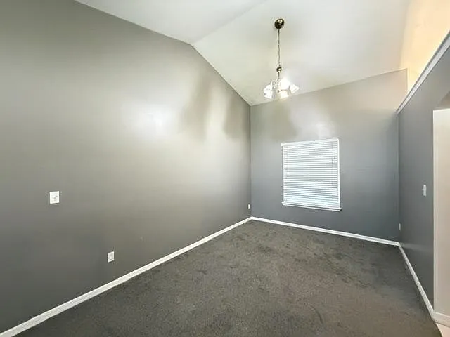 3950 Ridgewood Dr — Photo 7