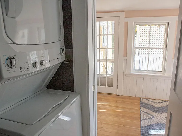 In unit Washer & dryer