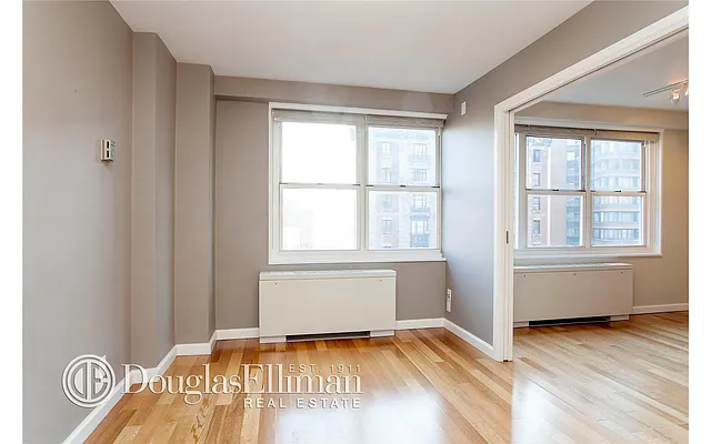 Rented by Douglas Elliman | media 22