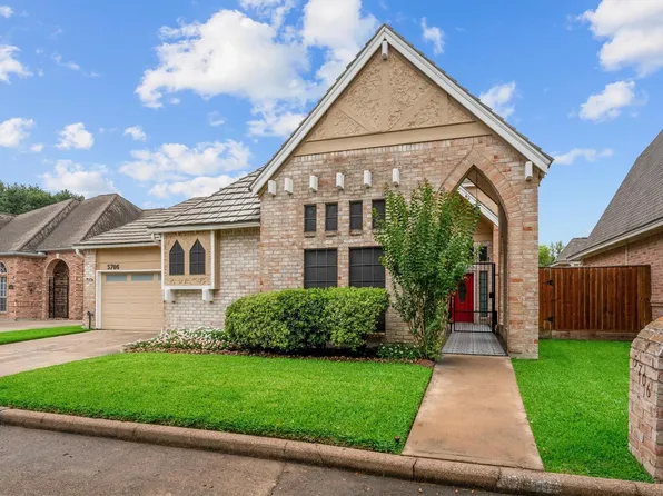 5706 Glen Mist Ln, Houston, TX 77069