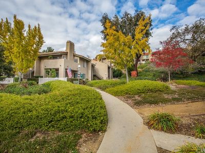 248 Oak Leaf Dr #207, Thousand Oaks, CA, 91360