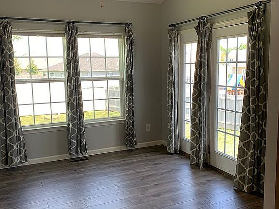 3rd image of 1609 Gray Hawk Ct