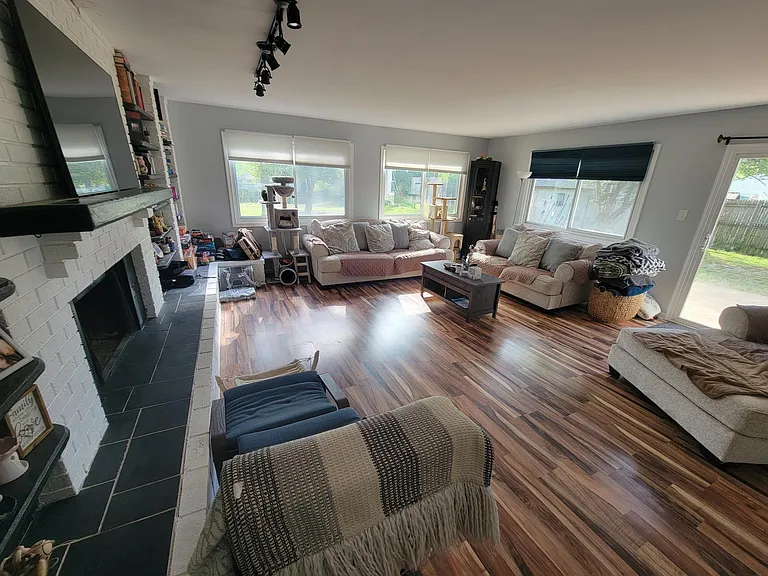 4503 Oaklyn Ln — Photo 8