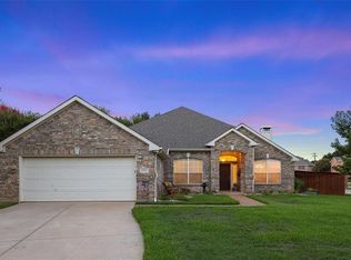 1715 Nightingale Ln, Corinth, TX 76210