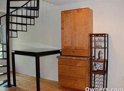 spiral staircase option to upstairs