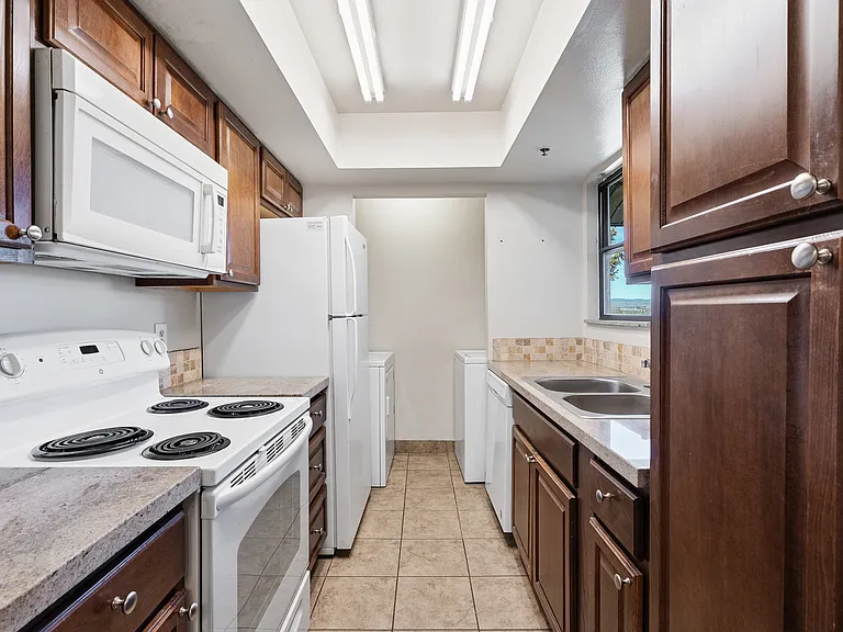7065 N 2200 W #2F — Photo 9