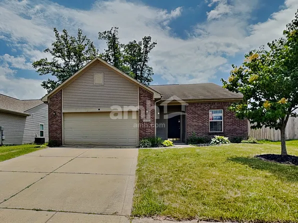 11723 Rossmore Dr, Indianapolis, IN 46235