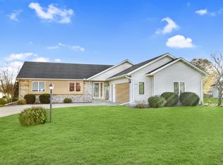 19769 Bluffview Pl, Galesville, WI 54630
