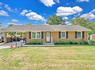 3077 Woodway Rd, Roanoke, VA 24014