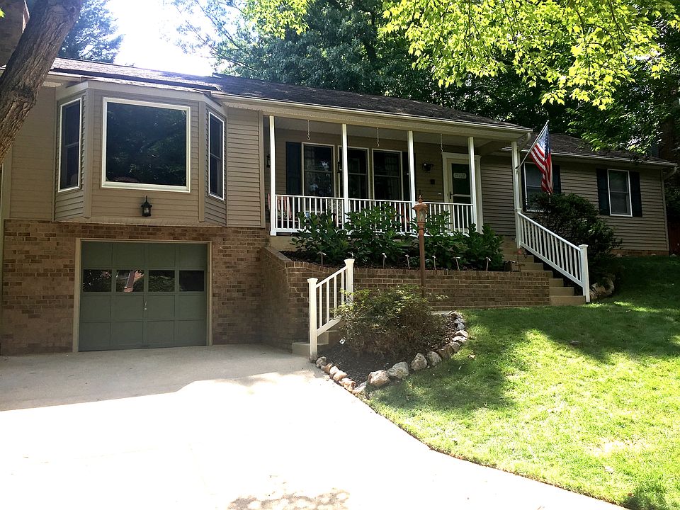 1st image of 15724 Cranberry Ct