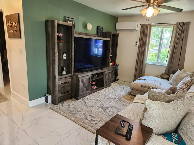 17800 NW 79th Pl #1 — Photo 3