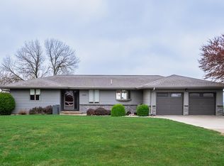 3601 Rolling Hills Dr, Norfolk, NE 68701