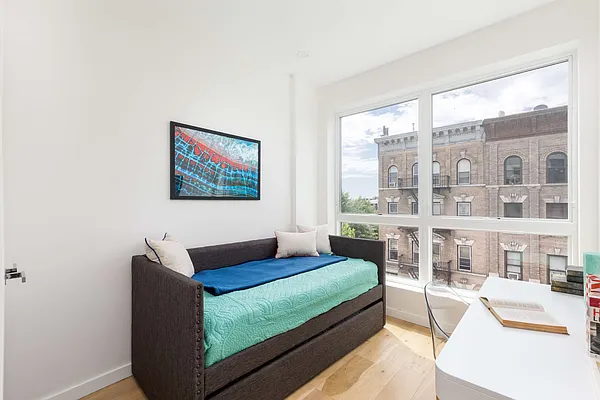 Sold by Bold New York | media 10