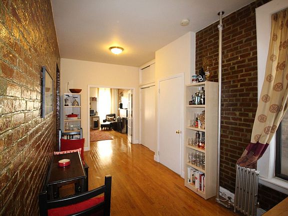 2nd image of 93 Bergen St APT 3L