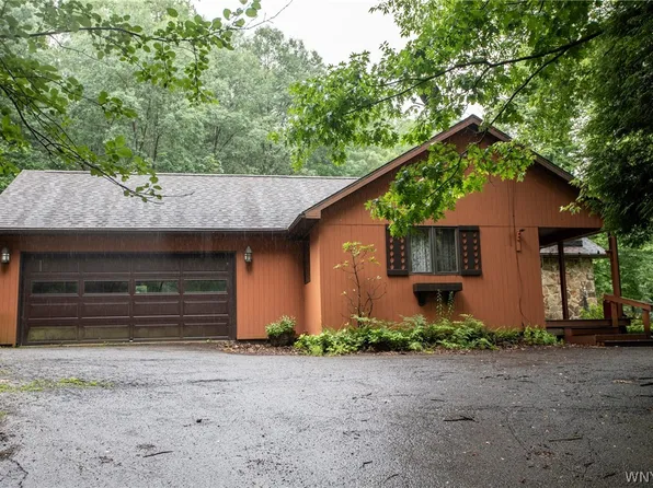 5149 Beeles Rd, Great Valley, NY 14741